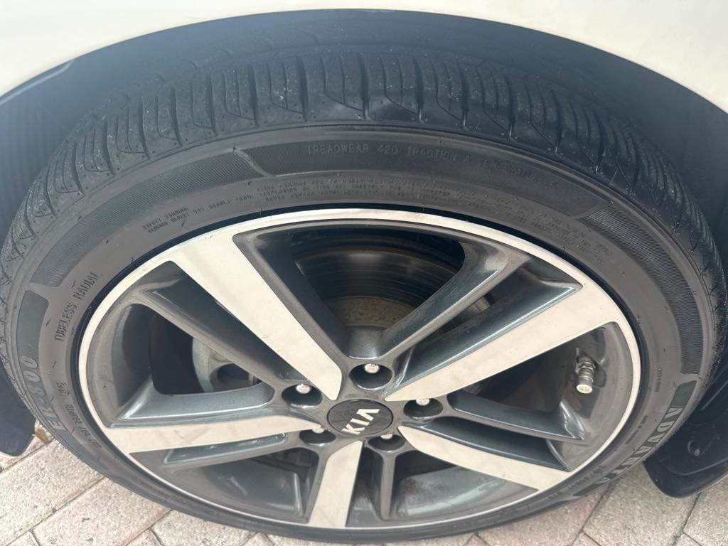 Kia Forte5 EX Auto 2017