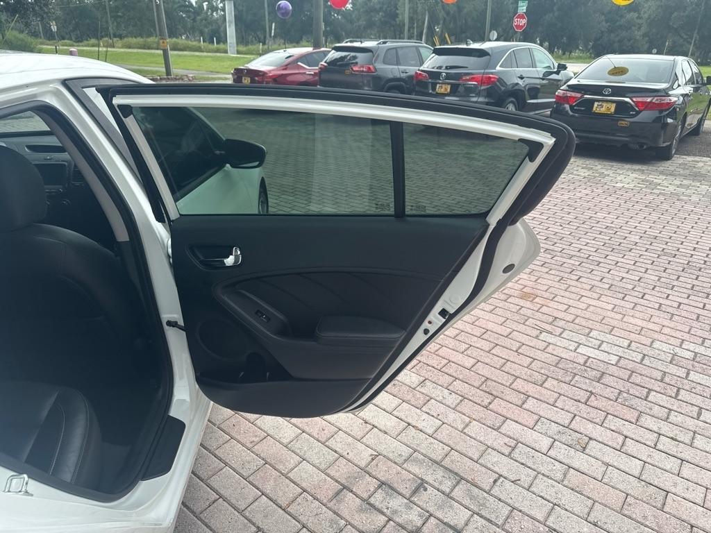 Kia Forte5 EX Auto 2017