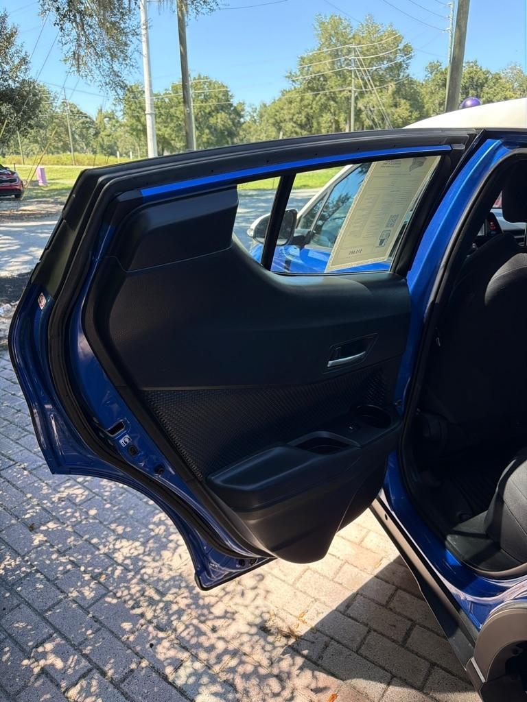 Toyota C-HR XLE FWD (Natl) 2018