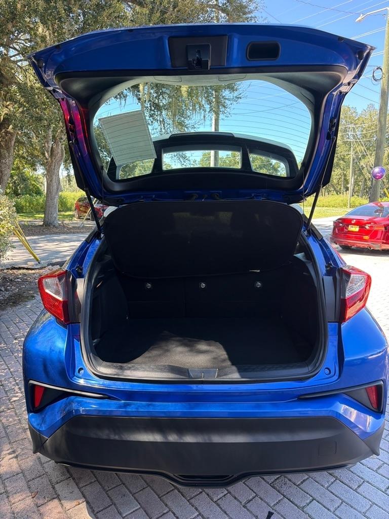 Toyota C-HR XLE FWD (Natl) 2018
