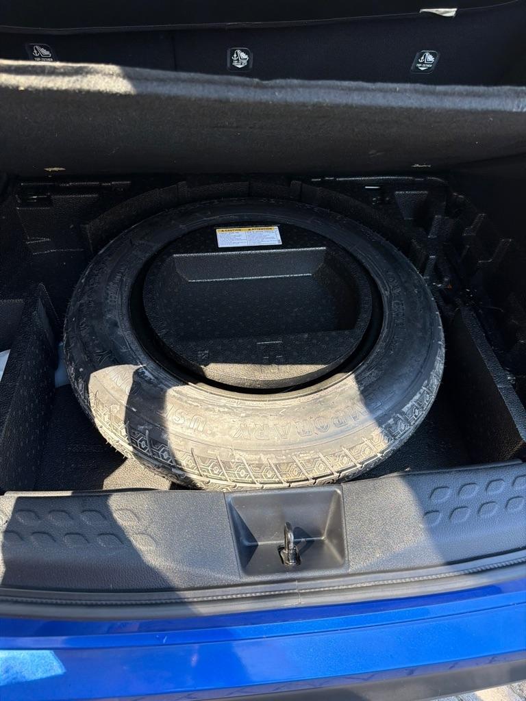 Toyota C-HR XLE FWD (Natl) 2018