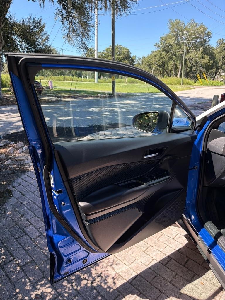 Toyota C-HR XLE FWD (Natl) 2018