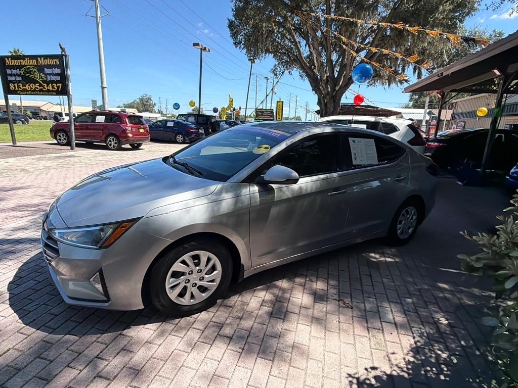 Hyundai Elantra SE IVT 2020