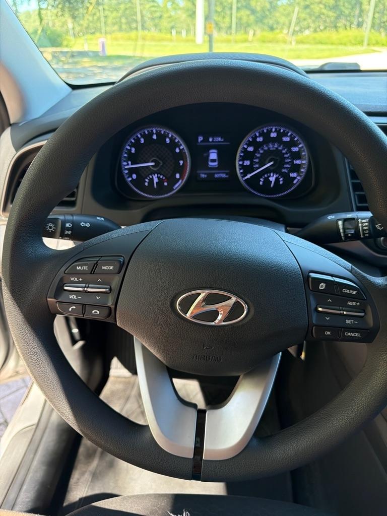 Hyundai Elantra SE IVT 2020