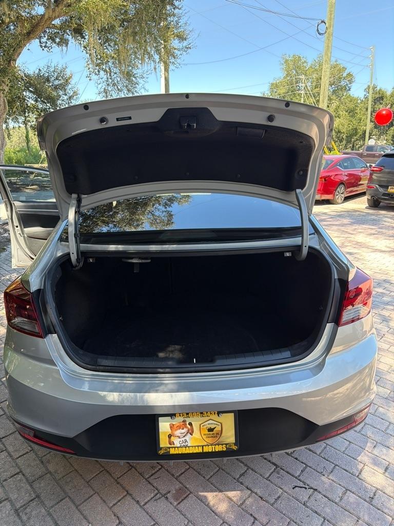 Hyundai Elantra SE IVT 2020