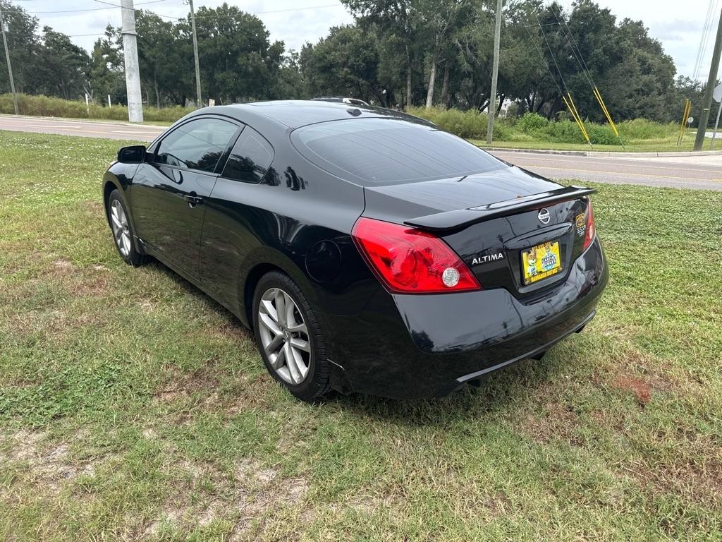 Nissan Altima 2dr Cpe V6 CVT 3.5 SR 2012