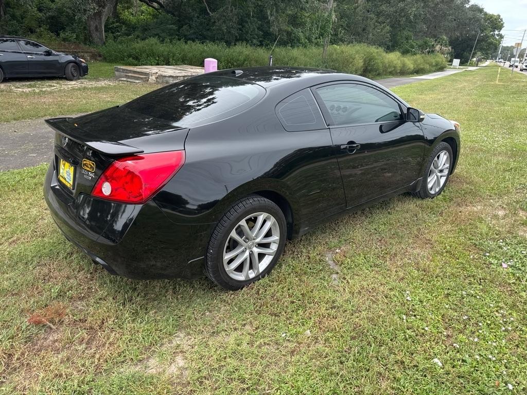 Nissan Altima 2dr Cpe V6 CVT 3.5 SR 2012