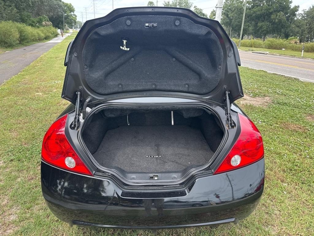 Nissan Altima 2dr Cpe V6 CVT 3.5 SR 2012