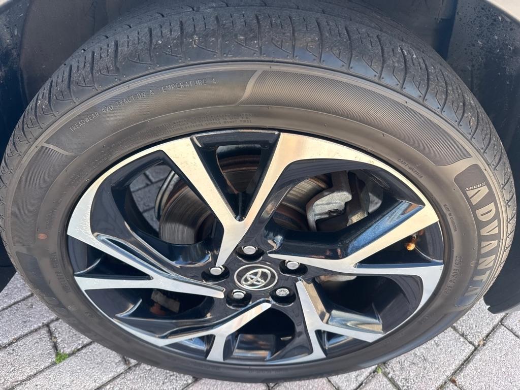 Toyota C-HR Limited FWD (Natl) 2019