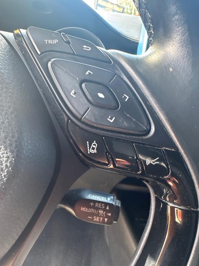 Toyota C-HR Limited FWD (Natl) 2019