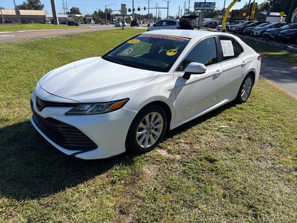 Toyota Camry XLE Auto (Natl) 2018