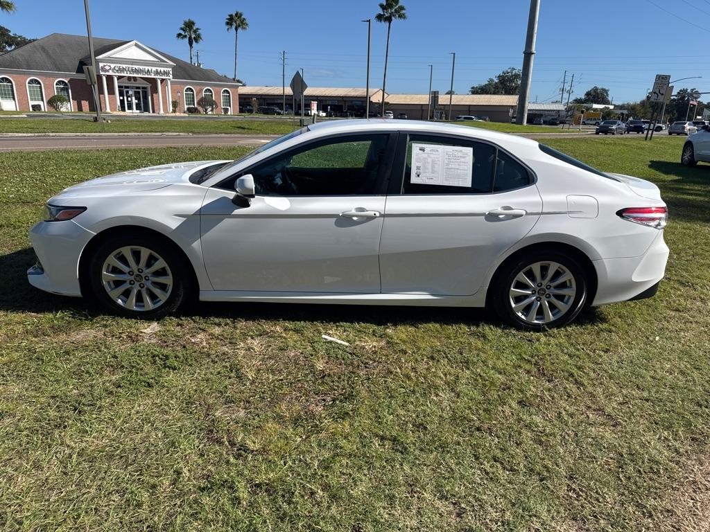 Toyota Camry XLE Auto (Natl) 2018