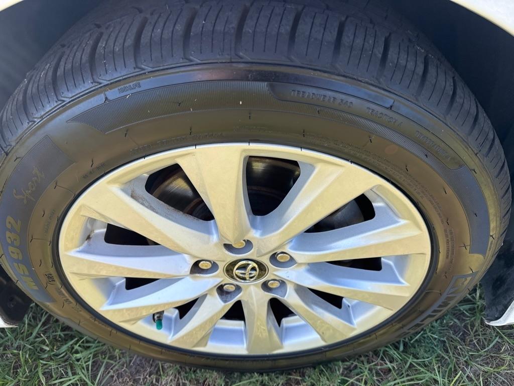 Toyota Camry XLE Auto (Natl) 2018