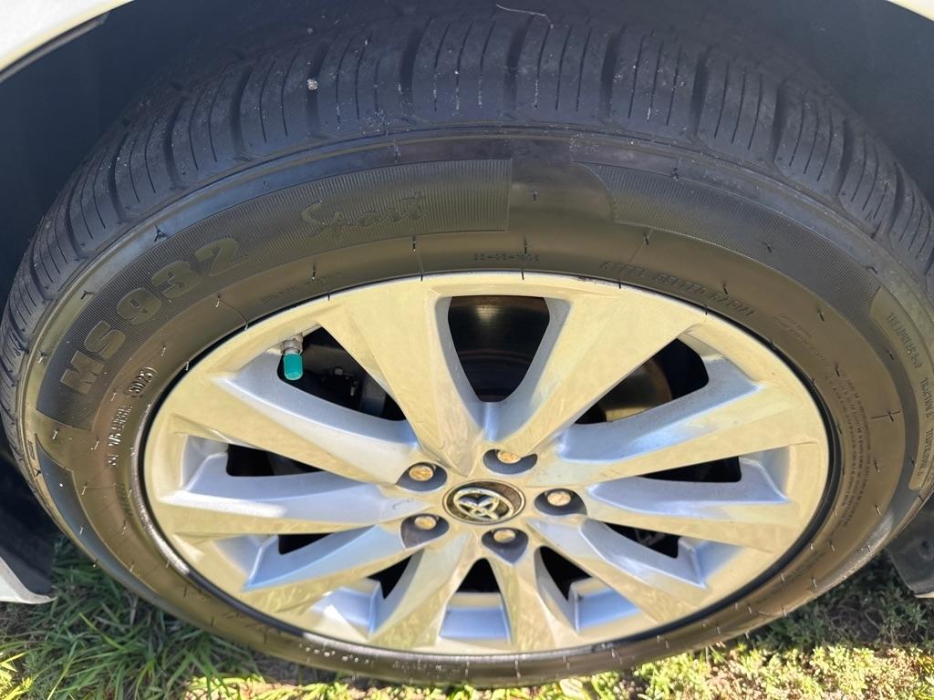 Toyota Camry XLE Auto (Natl) 2018