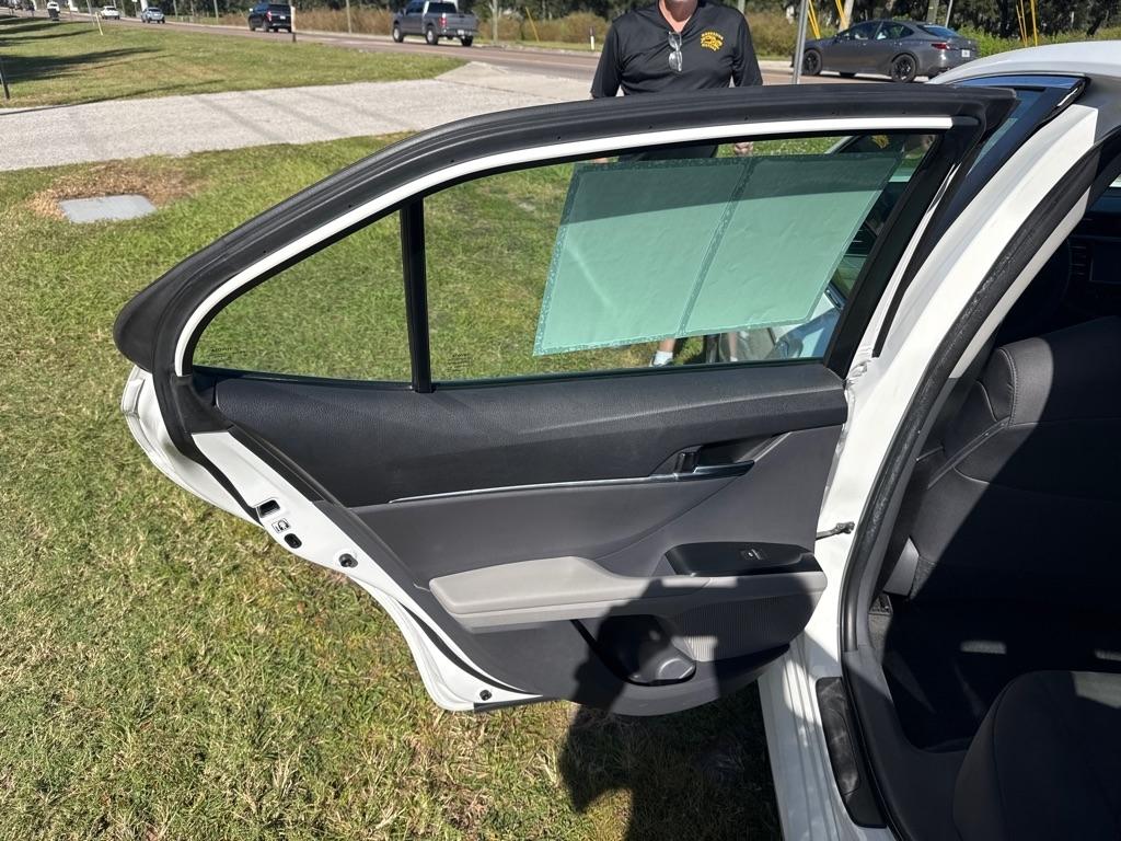 Toyota Camry XLE Auto (Natl) 2018