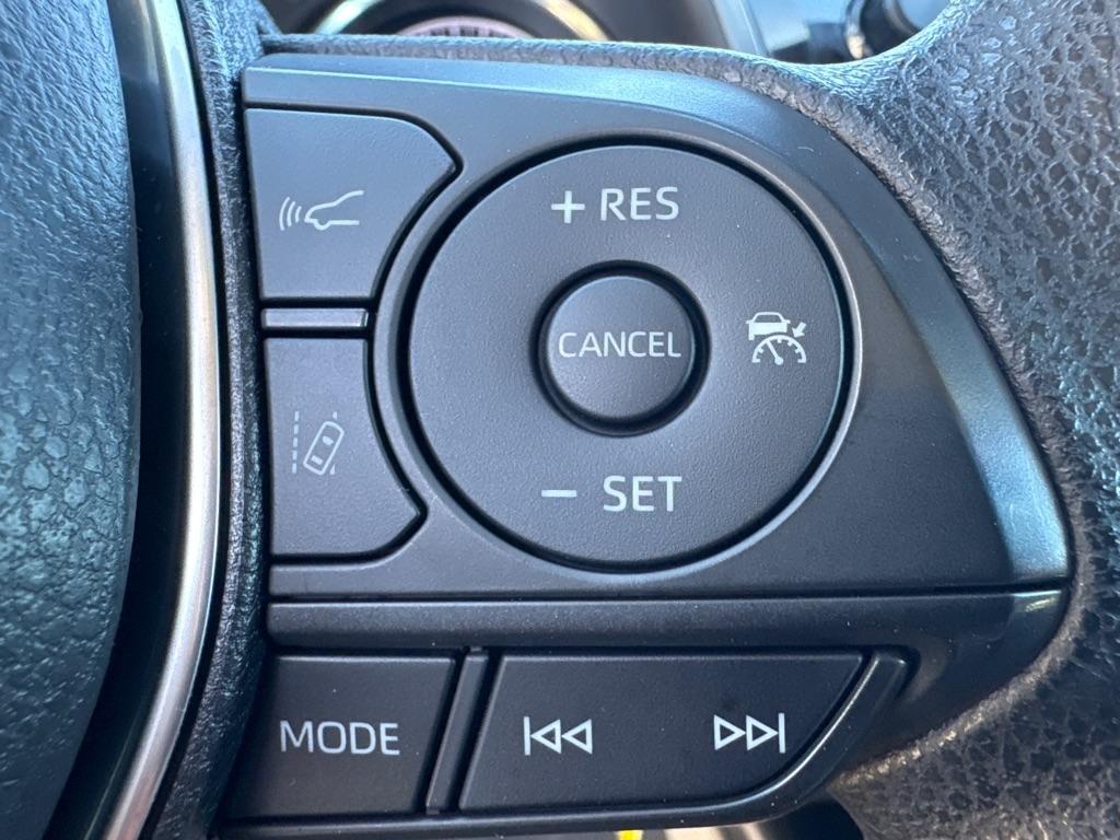 Toyota Camry XLE Auto (Natl) 2018
