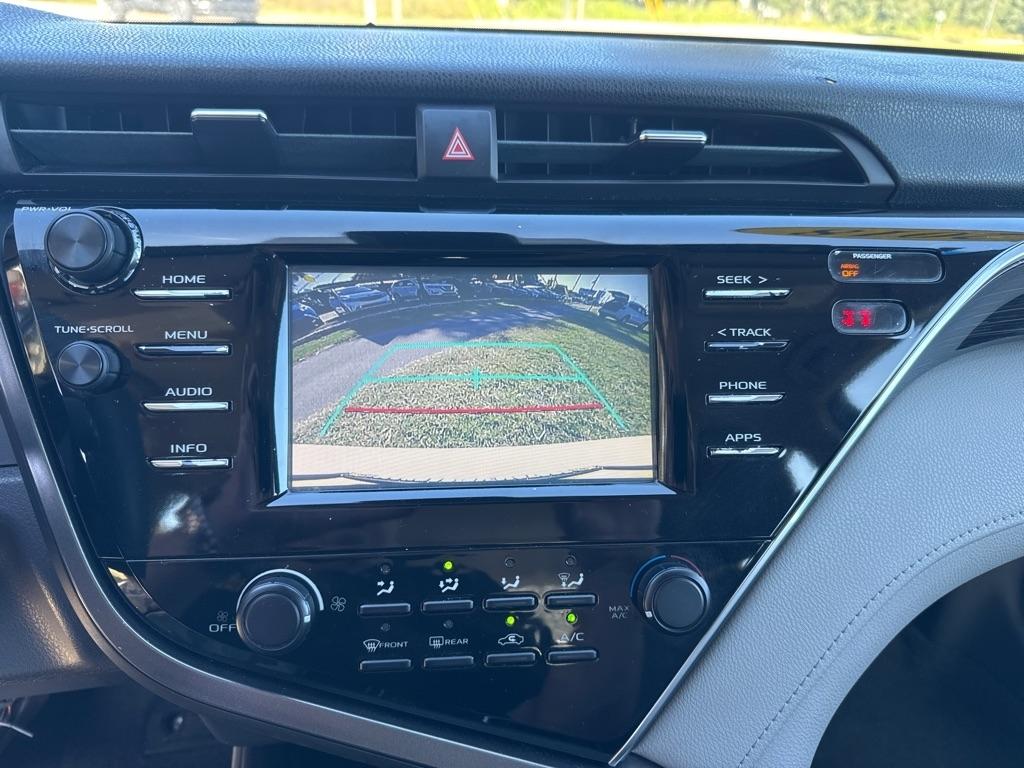 Toyota Camry XLE Auto (Natl) 2018