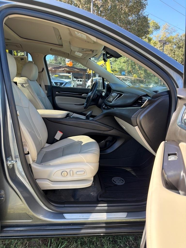 Buick Enclave AWD 4dr Essence 2019