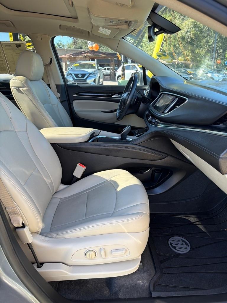 Buick Enclave AWD 4dr Essence 2019