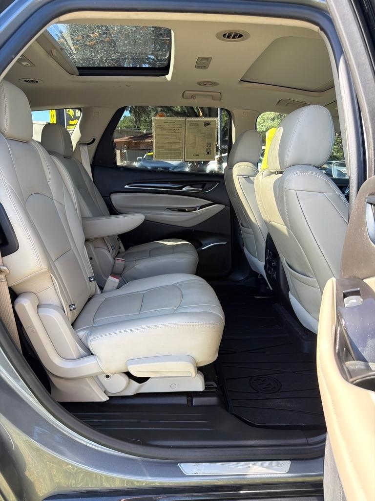 Buick Enclave AWD 4dr Essence 2019
