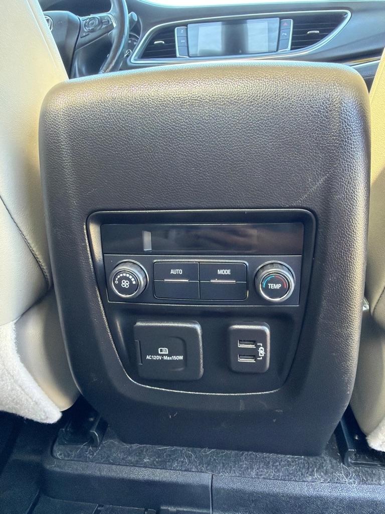 Buick Enclave AWD 4dr Essence 2019