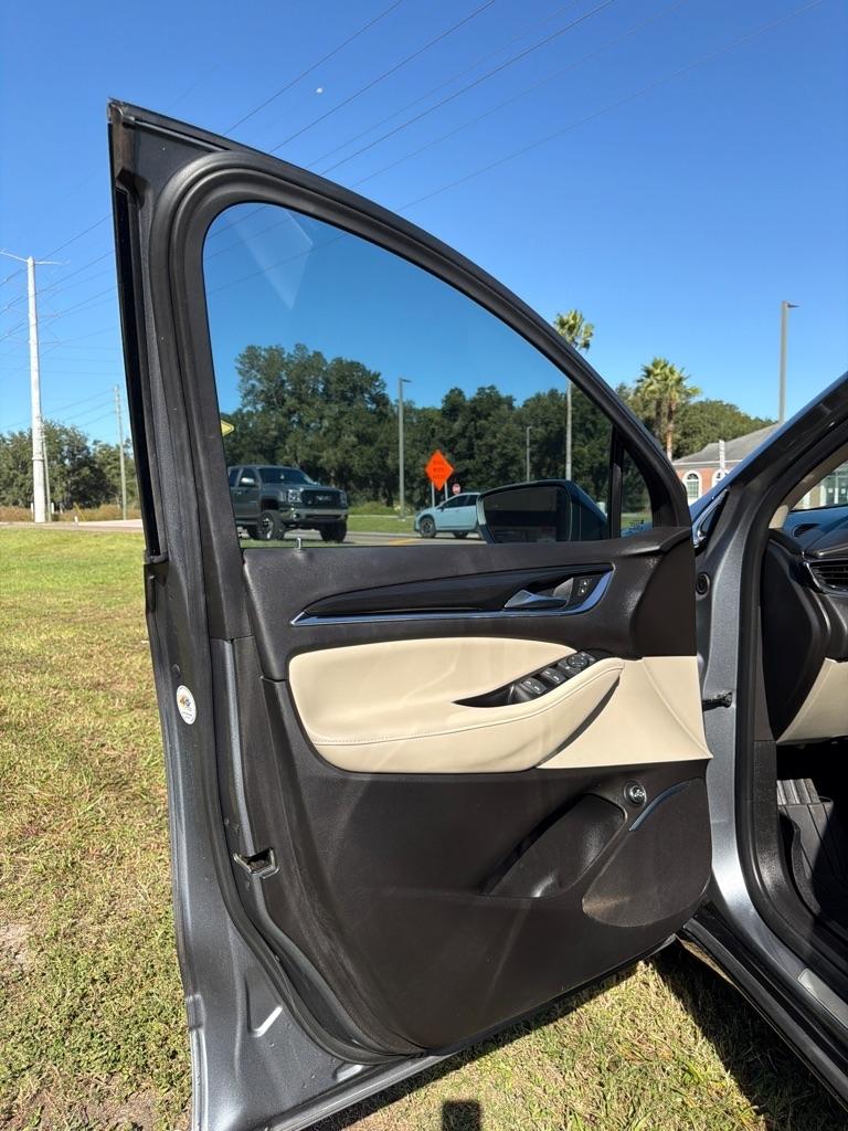 Buick Enclave AWD 4dr Essence 2019