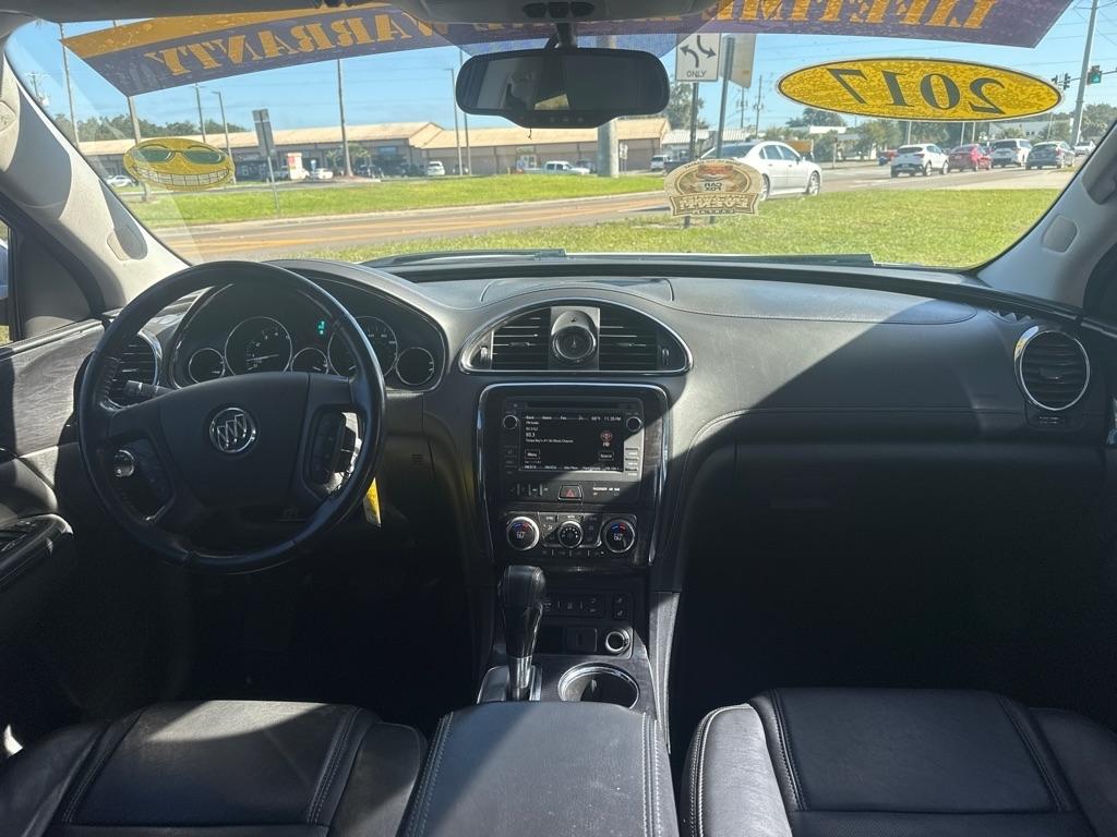 Buick Enclave FWD 4dr Leather 2017