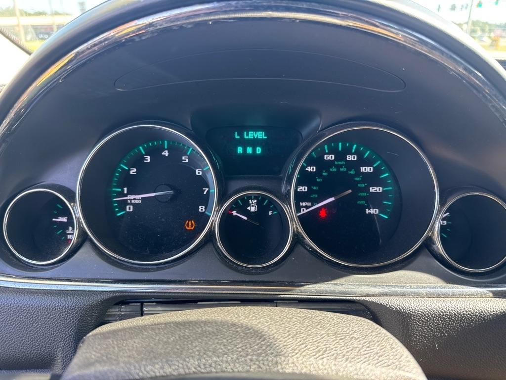 Buick Enclave FWD 4dr Leather 2017