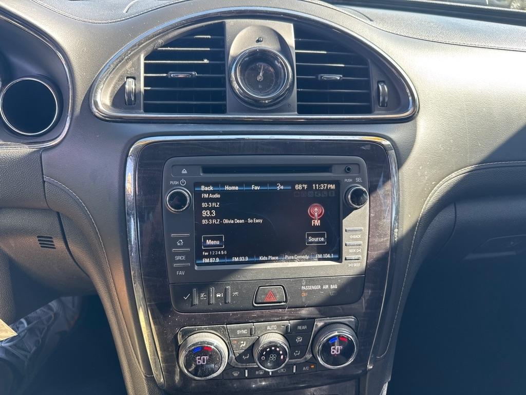 Buick Enclave FWD 4dr Leather 2017