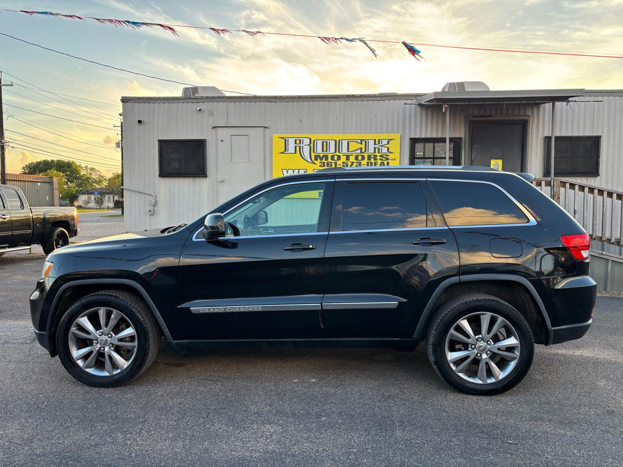 Jeep Grand Cherokee Laredo 2WD 2013