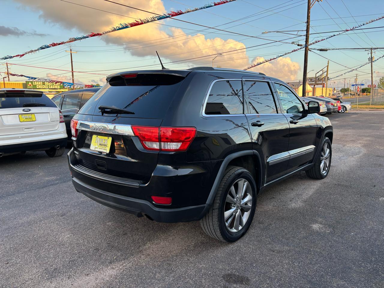 Jeep Grand Cherokee Laredo 2WD 2013