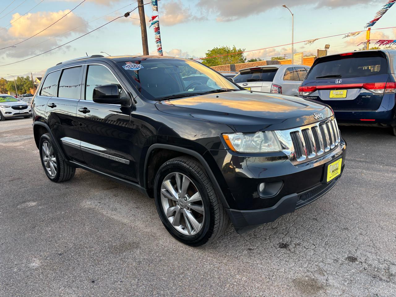 Jeep Grand Cherokee Laredo 2WD 2013
