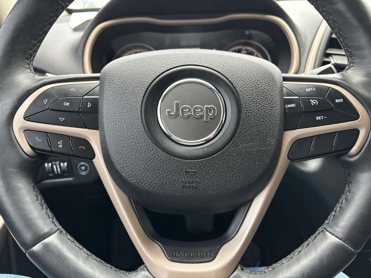 Jeep Cherokee Limited FWD 2018