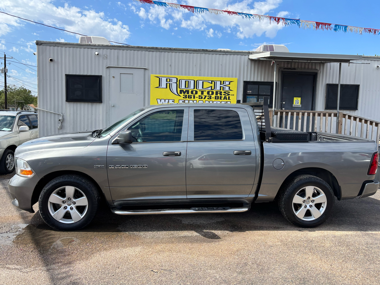 Dodge 1500 ST Crew Cab 2WD 2012 Dodge 1500 ST Crew Cab 2WD 2012