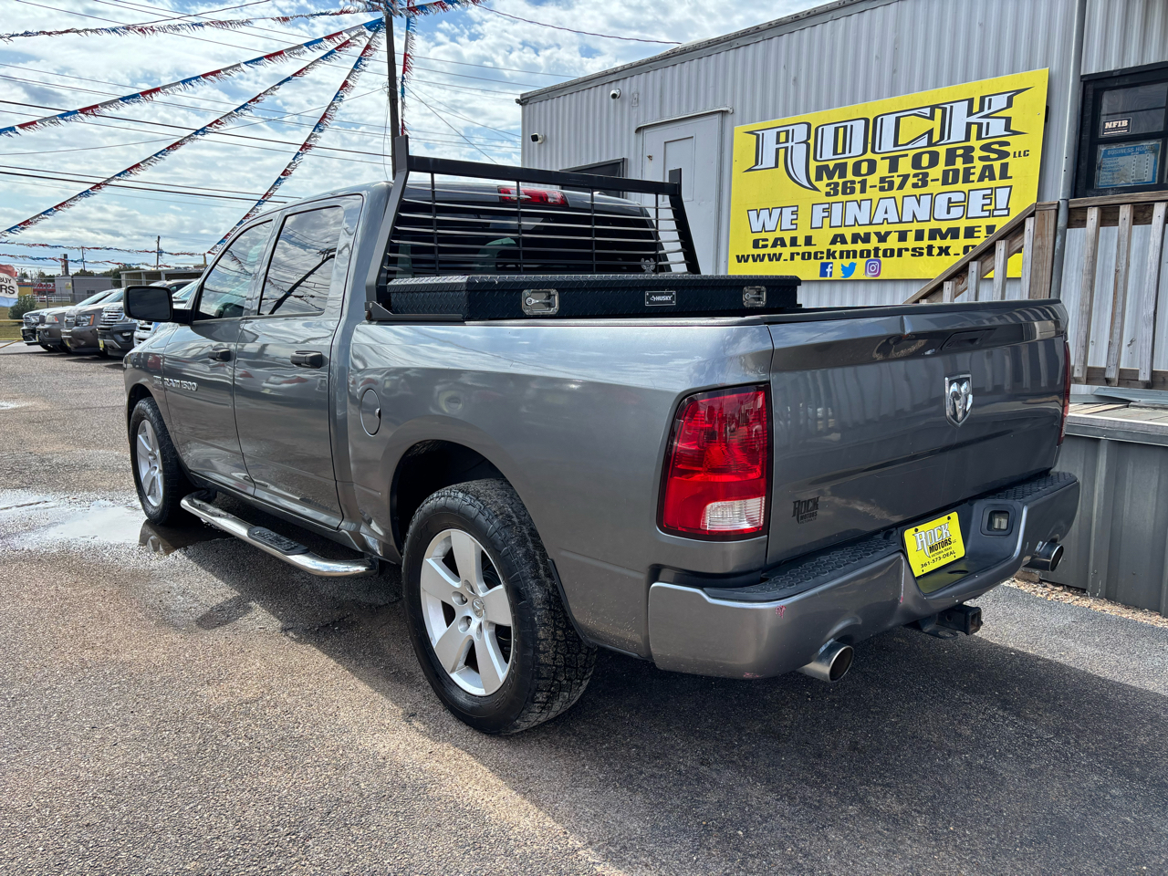 Dodge 1500 ST Crew Cab 2WD 2012 Dodge 1500 ST Crew Cab 2WD 2012