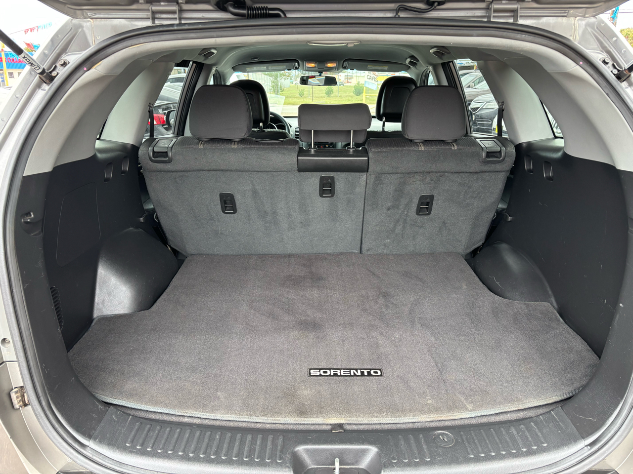 Kia Sorento LX 2WD 2011