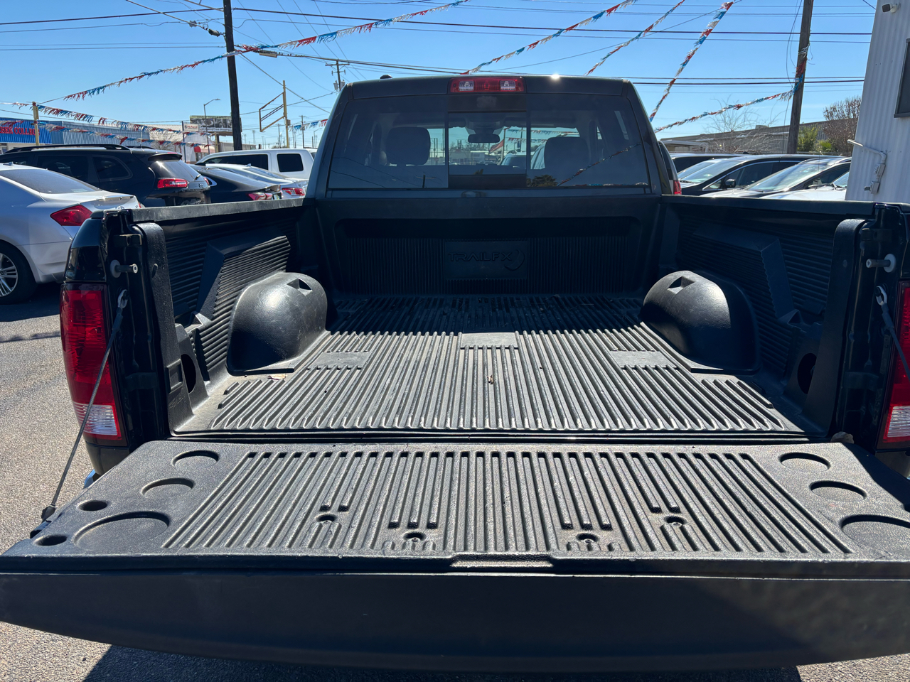 RAM 1500 SLT Quad Cab 2WD 2018