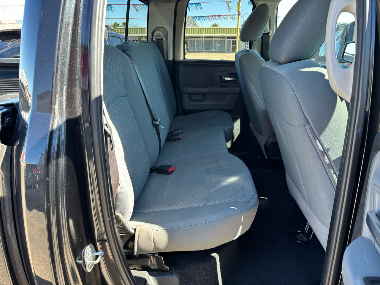 RAM 1500 SLT Quad Cab 2WD 2018