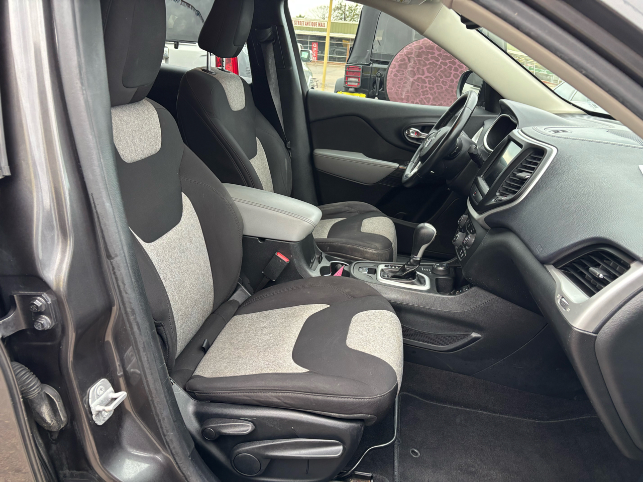 Jeep Cherokee Latitude 4WD 2014