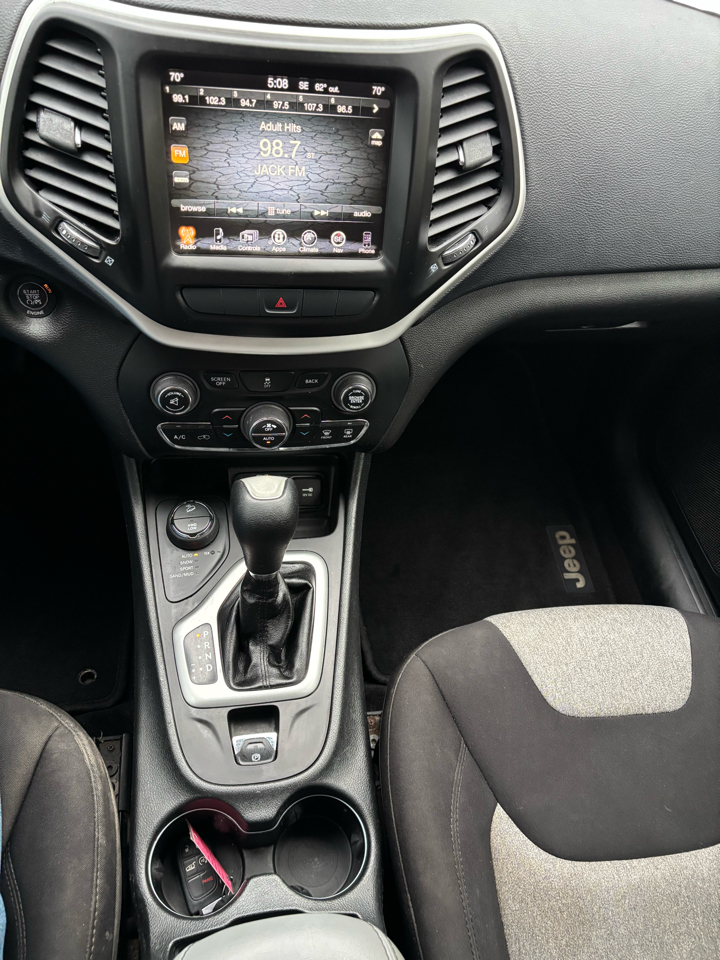 Jeep Cherokee Latitude 4WD 2014