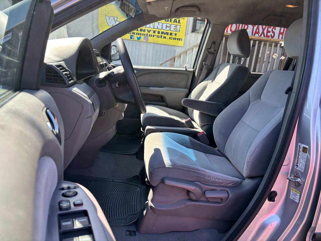 Honda Odyssey LX 2010