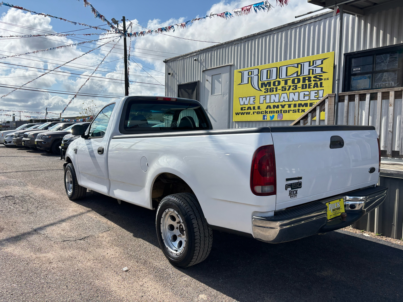 Ford F-150 XL Reg. Cab Long Bed 2WD 2002