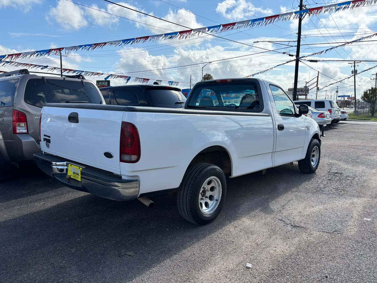 Ford F-150 XL Reg. Cab Long Bed 2WD 2002