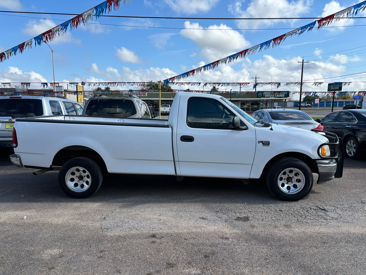 Ford F-150 XL Reg. Cab Long Bed 2WD 2002