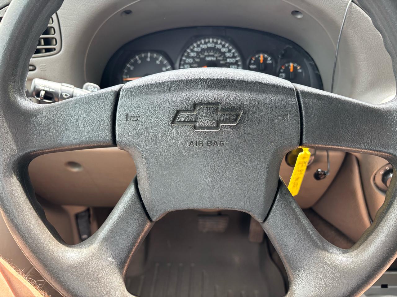 Chevrolet TrailBlazer 4dr 2WD LS 2004