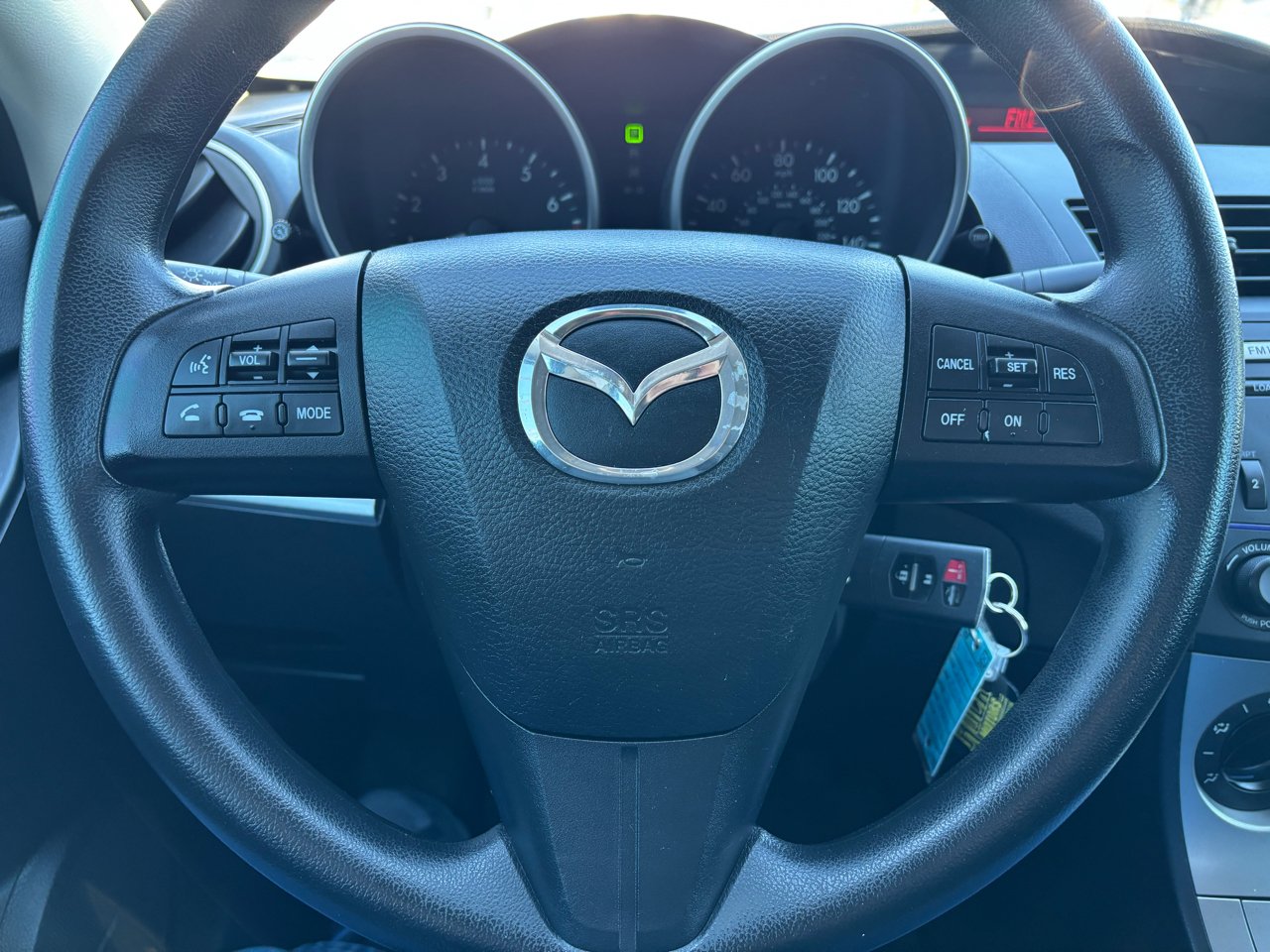 Mazda MAZDA3 4dr Sdn Auto i Touring 2011