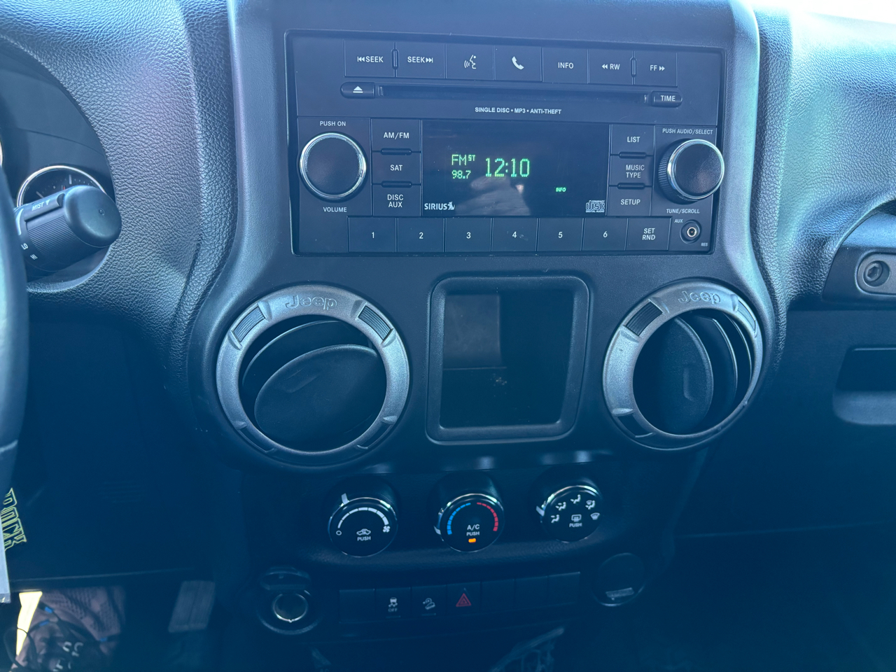 Jeep Wrangler 4WD 2dr Sport 2013