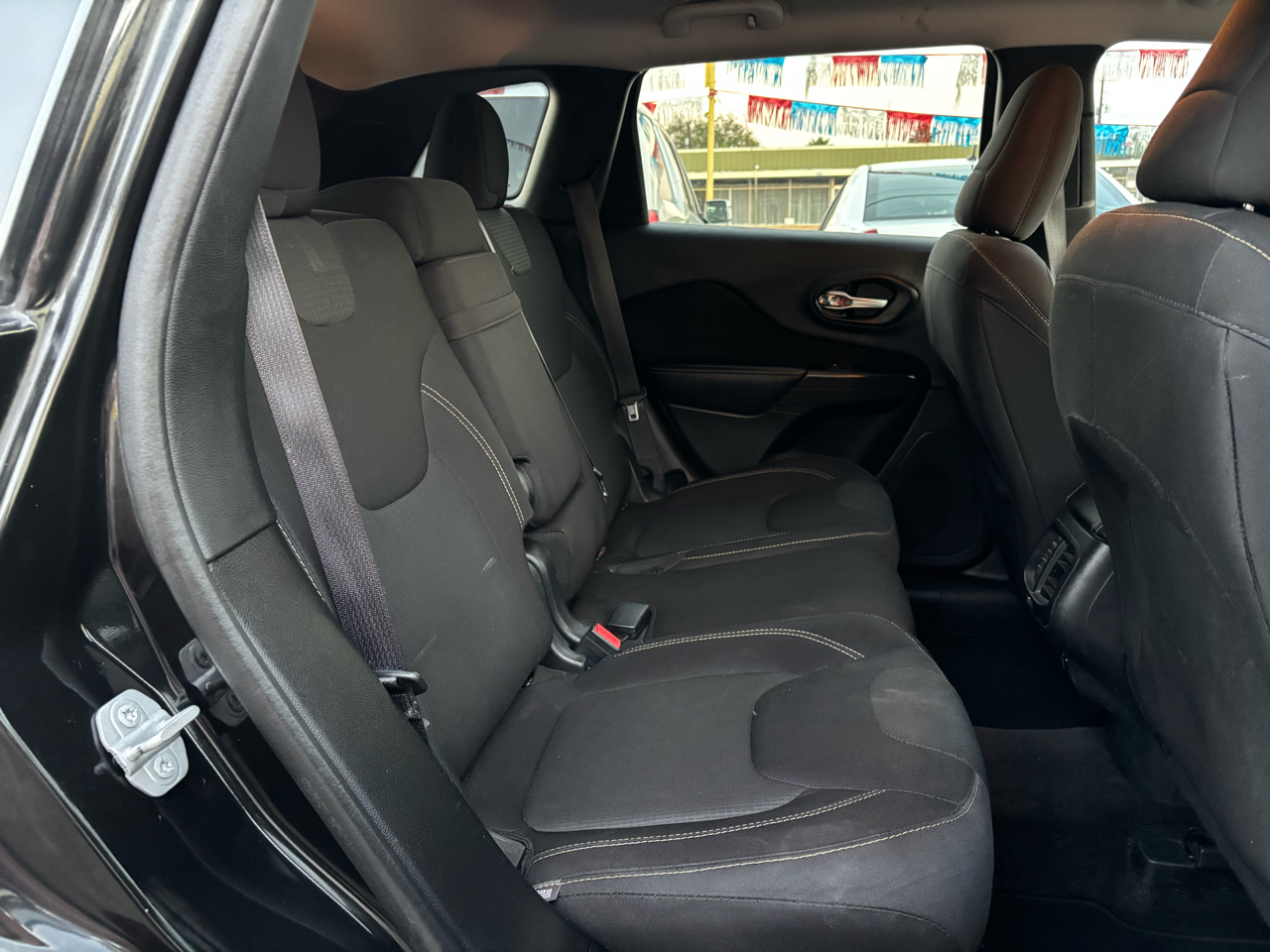 Jeep Cherokee FWD 4dr Latitude Altitude 2016