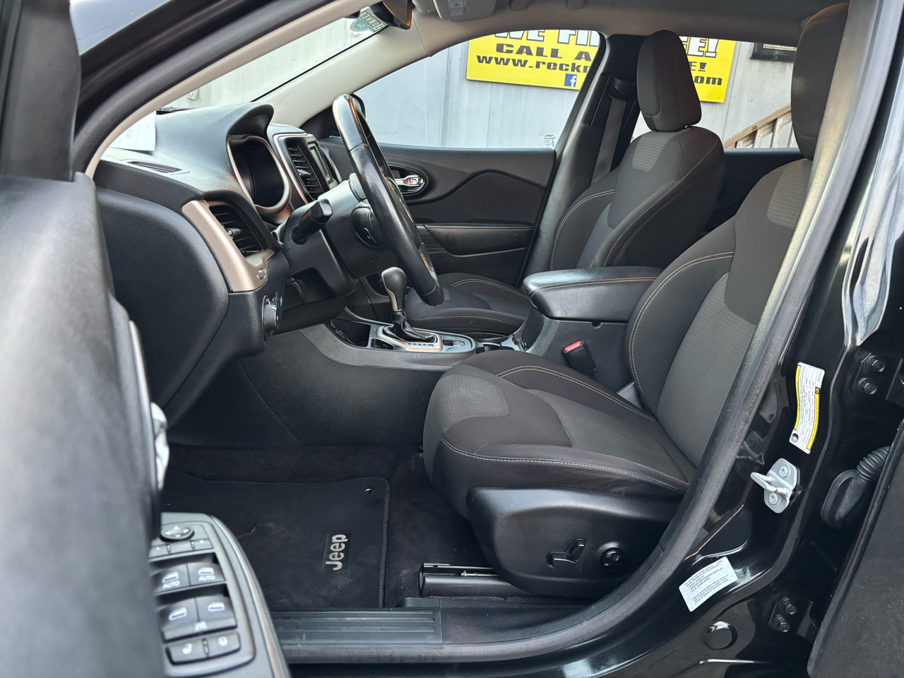 Jeep Cherokee FWD 4dr Latitude Altitude 2016