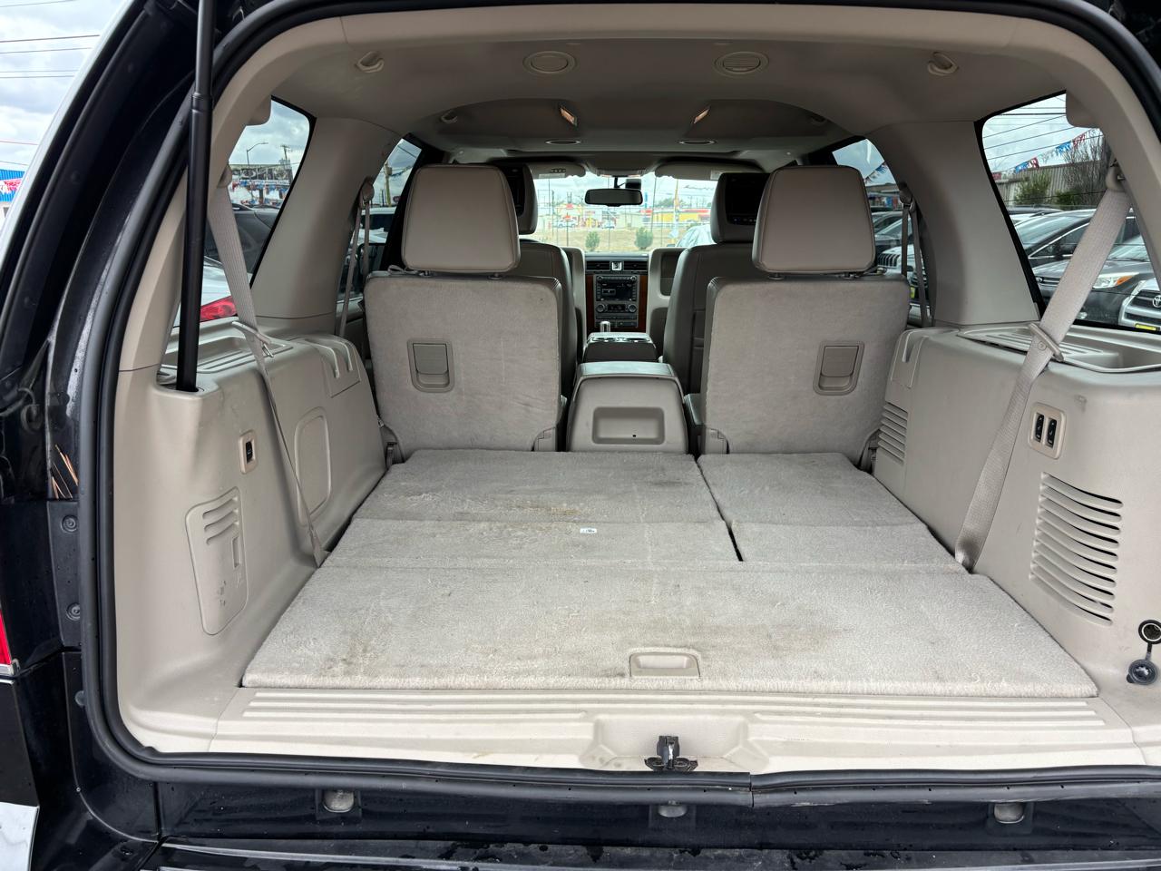 Lincoln Navigator 2WD 4dr 2014